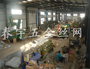 風(fēng)機罩車(chē)間
